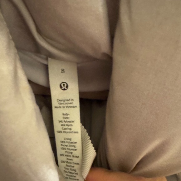 lululemon Puffer Vest in Light Gray - Picture 3 of 3